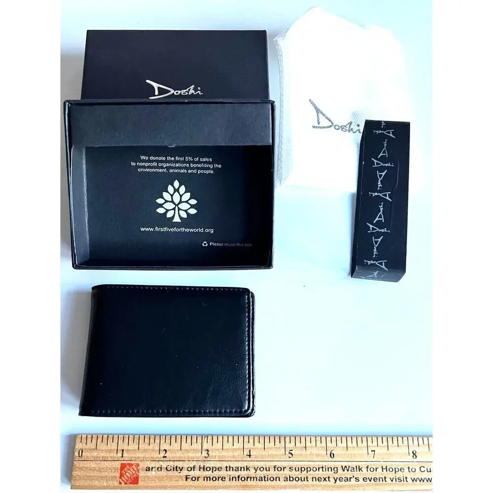 Doshi Premium Vegan Slim Bifold Wallet NWT‎